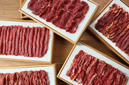 三亿官网 | 鲜切好牛肉，每一口都是享受！