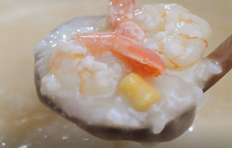 菌汤捞饭如何做？用三亿官网菌汤底料轻松做出大厨水准